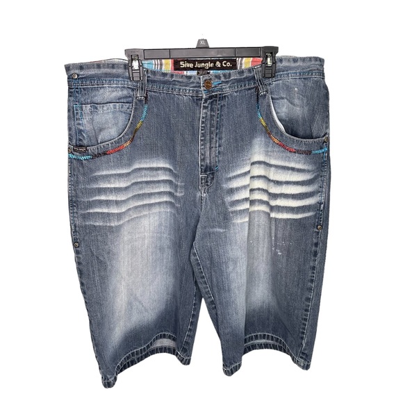 5ive Jungle Embellished Jean Shorts Men’s 42 W Denim Embroidery Hip Hop - Picture 2 of 8